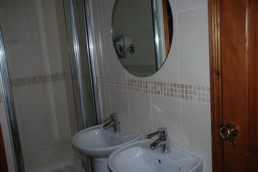 Greenhollow Hotel Gravesend Quarto foto